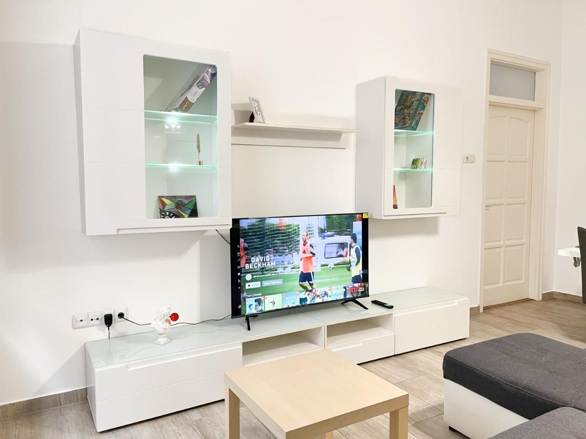 Majestic Residency - 3 Bedrooms Apartment Budapest Exterior photo