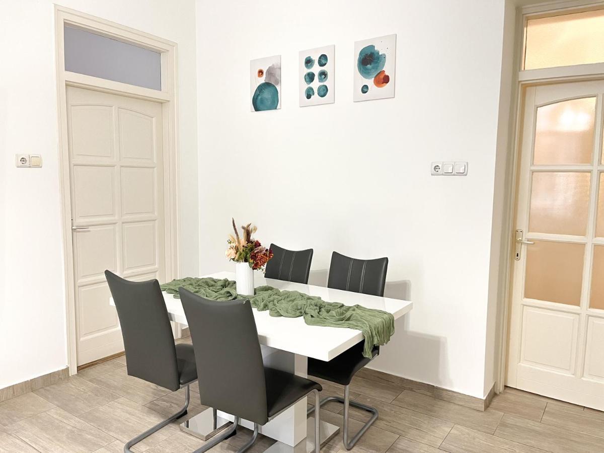 Majestic Residency - 3 Bedrooms Apartment Budapest Room photo