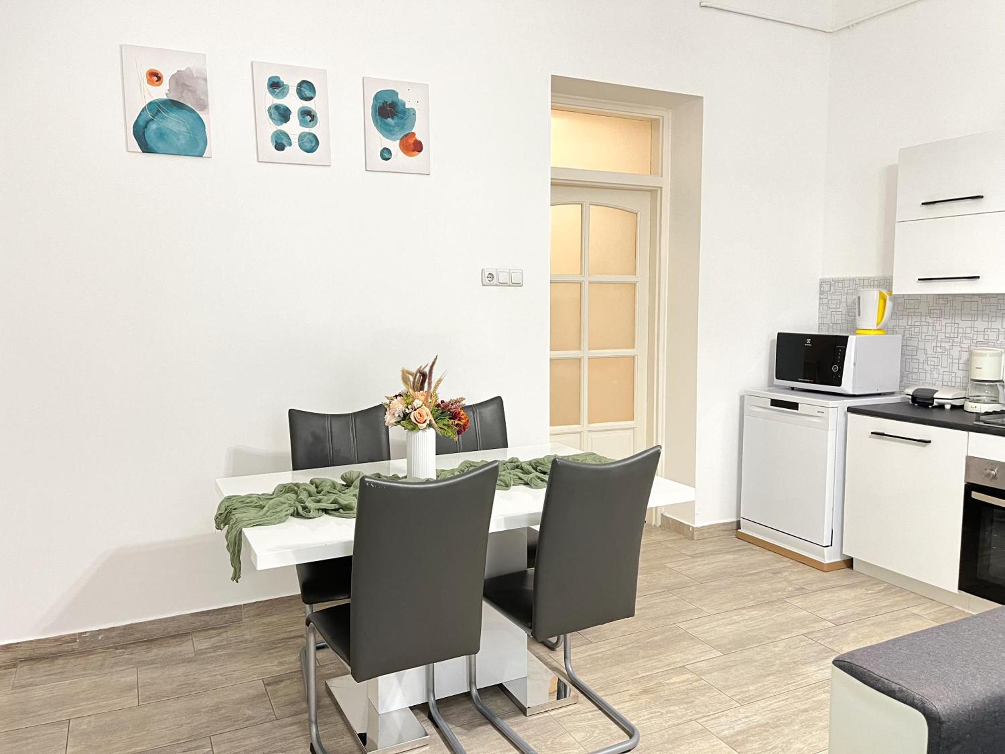 Majestic Residency - 3 Bedrooms Apartment Budapest Exterior photo